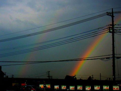 2014年5月1日　二重の【色調補正】虹が出ました（埼玉県幸手市　ジョイフル本田にて）