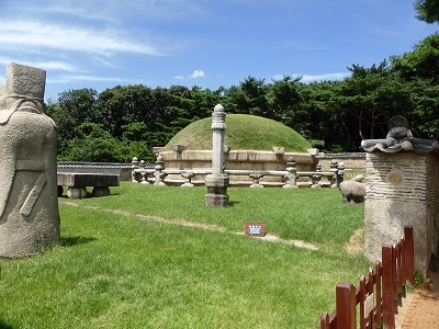 朝鮮王陵の王墓群