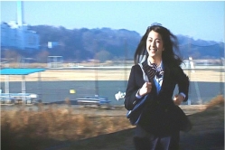 走るユノ
