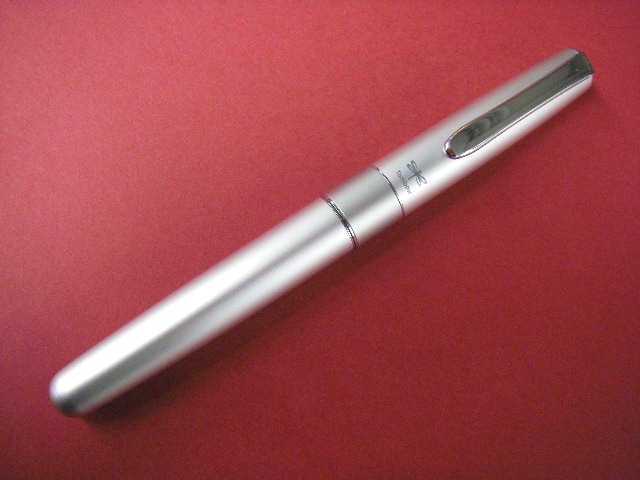 トンボ鉛筆「ZOOM505 創立100周年特別限定仕様」 - ボールペン