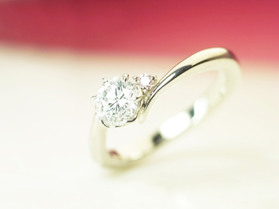 婚約指輪　可愛い　人気