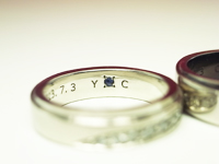 結婚指輪　ブルーダイヤ
