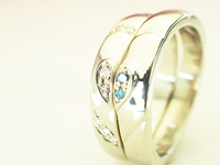 結婚指輪　ロマンチック