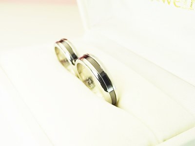 結婚指輪　プラチナ　カラー