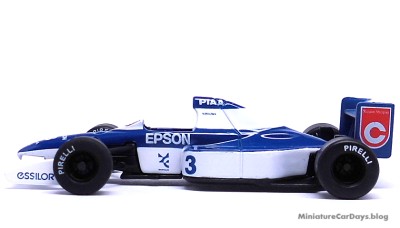 kyosho_tyrrell_019_003s.jpg
