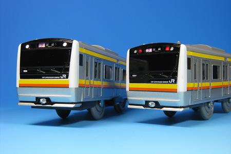 JR南武線E233系 簡易改造プラレール ライト付き(2) にゃいっちぃと電車 