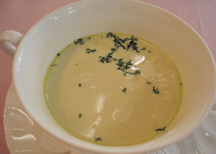 アスパラガスのスープ